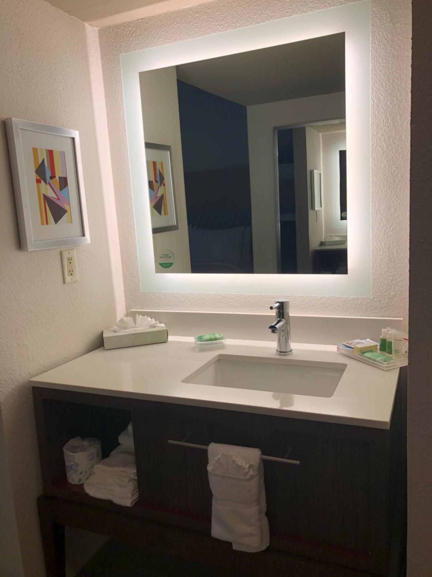 Holiday Inn Atlanta/Roswell By Ihg Exteriör bild