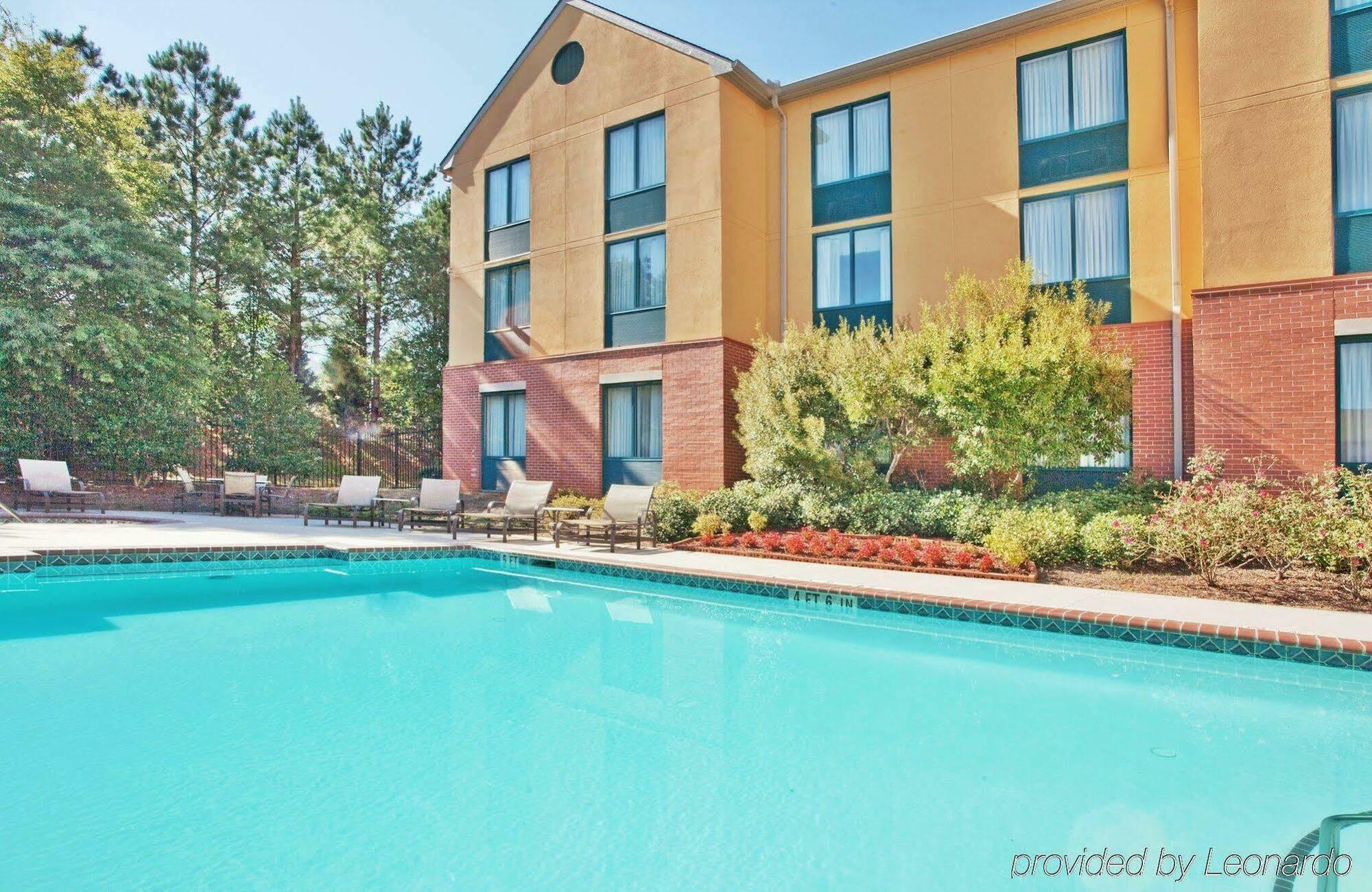 Holiday Inn Atlanta/Roswell By Ihg Exteriör bild